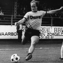 Berchem Sport 1982 - 83 Retro Fußball Trikot