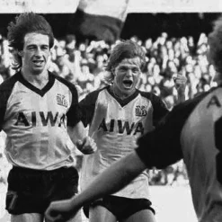 BSC Young Boys 1985 - 86 Retro Fußballtrikot