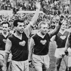 Dukla Prague 1960's Retro Fußball Trikot