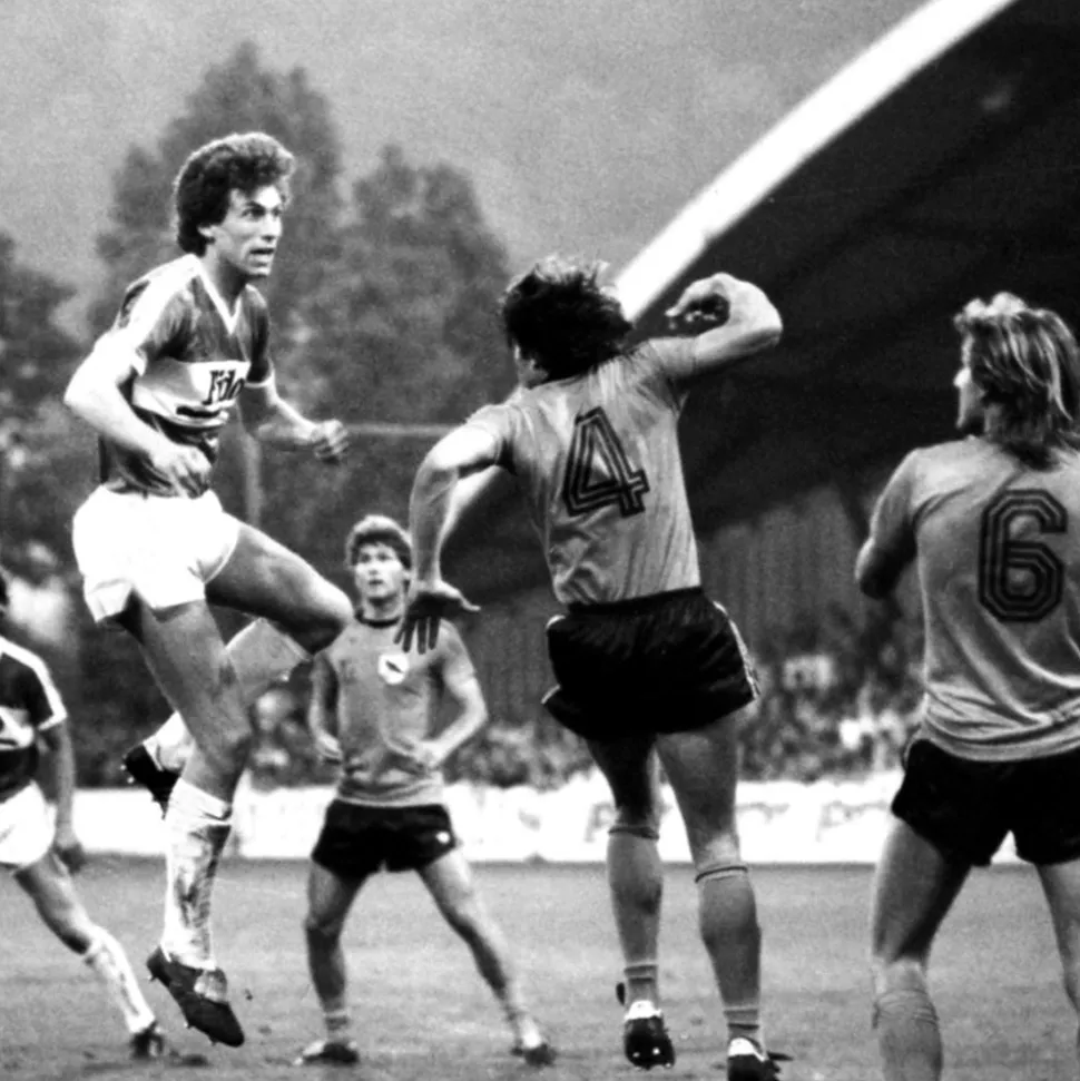 FC St.Gallen 1984 Retro Fusball Trikot