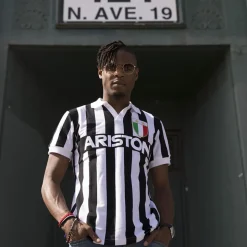 Juventus FC 1984 - 85 Retro Fußball Trikot