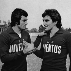 Juventus FC 1974 - 75 Retro Fußball Jacke