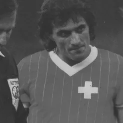 Schweiz 1982 Retro Fußball Trikot
